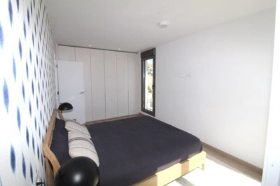 Interior 7