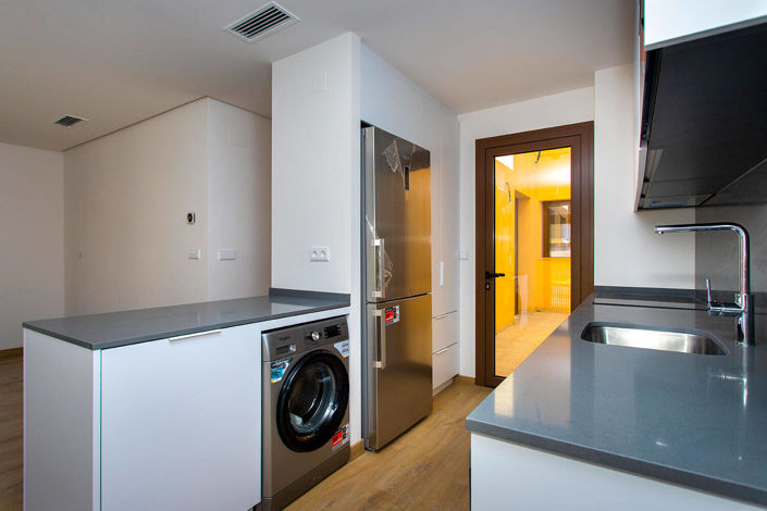 Image No.14-3 Bed Apartment for sale