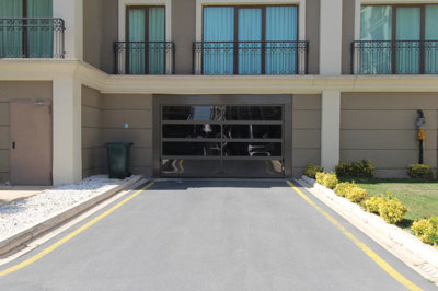 Exterior 5