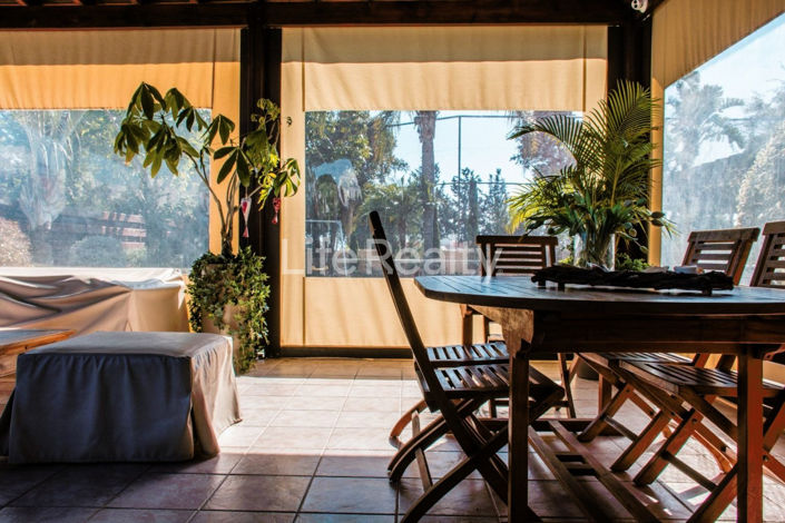 Image No.24-5 Bed House for sale