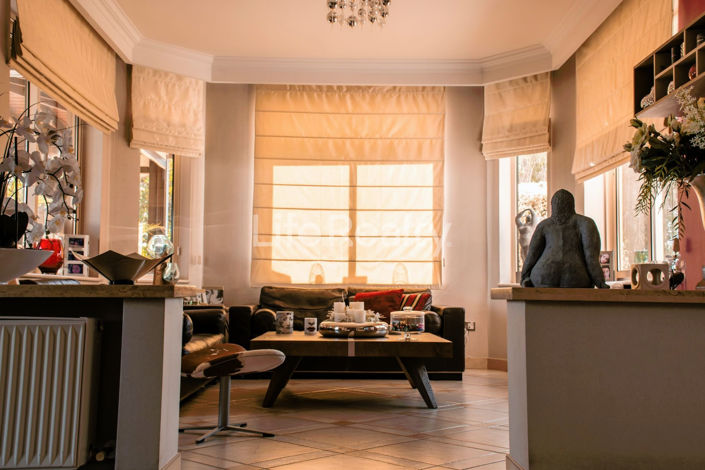 Image No.4-5 Bed House for sale