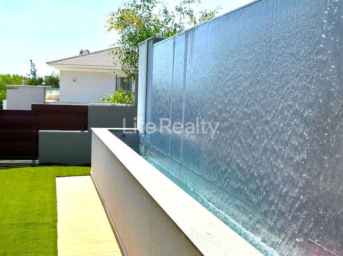 Image No.11-5 Bed House for sale