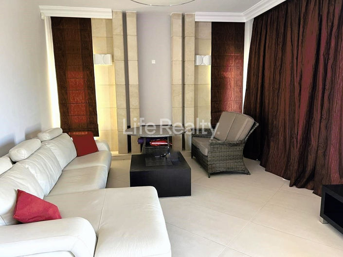 Image No.4-3 Bed House for sale