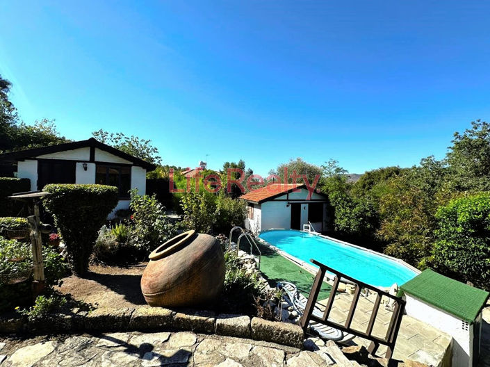 Image No.2-4 Bed House for sale