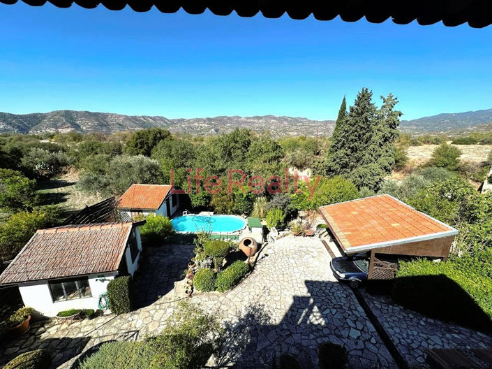 Image No.20-4 Bed House for sale