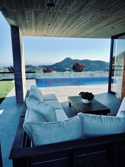 Image No.12-4 Bed House for sale