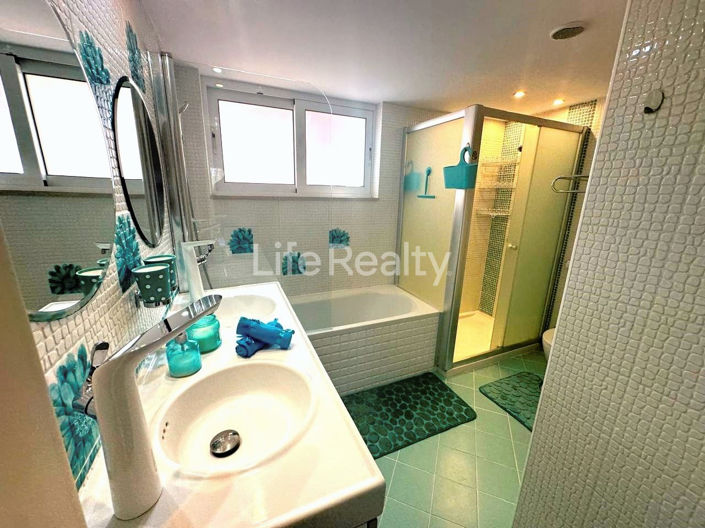 Image No.10-4 Bed Apartment for sale