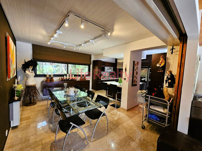 Image No.12-5 Bed House for sale