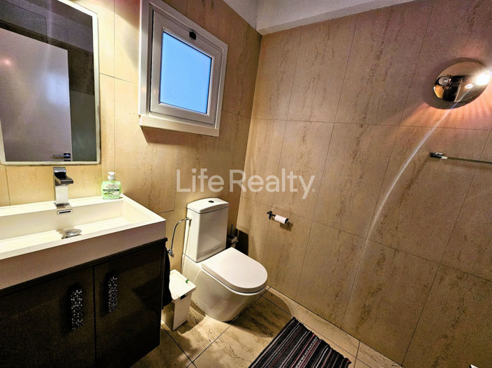 Image No.8-3 Bed Apartment for sale