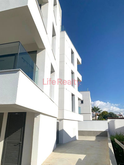 Image No.15-2 Bed Apartment for sale