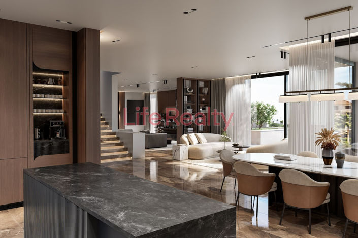 Image No.8-7 Bed House for sale