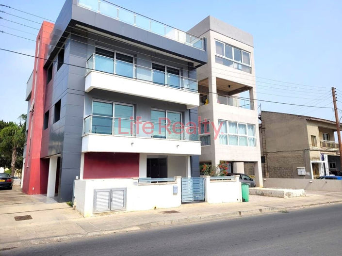 Image No.1-2 Bed Property for sale