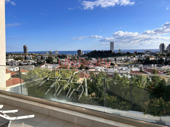 Image No.32-7 Bed House for sale