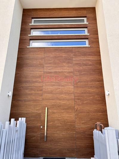 Image No.41-7 Bed House for sale