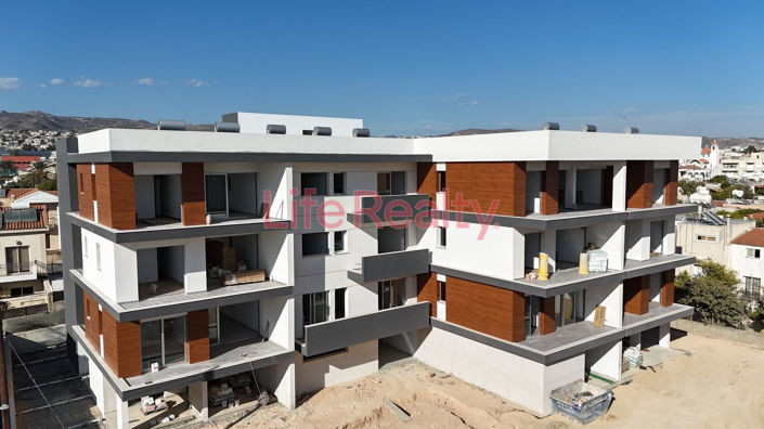 Image No.1-2 Bed Apartment for sale