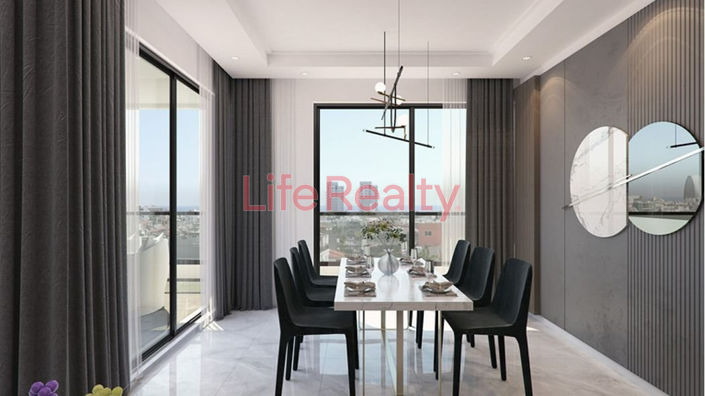 Image No.11-10 Bed Property for sale