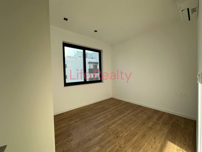 Image No.6-3 Bed Apartment for sale