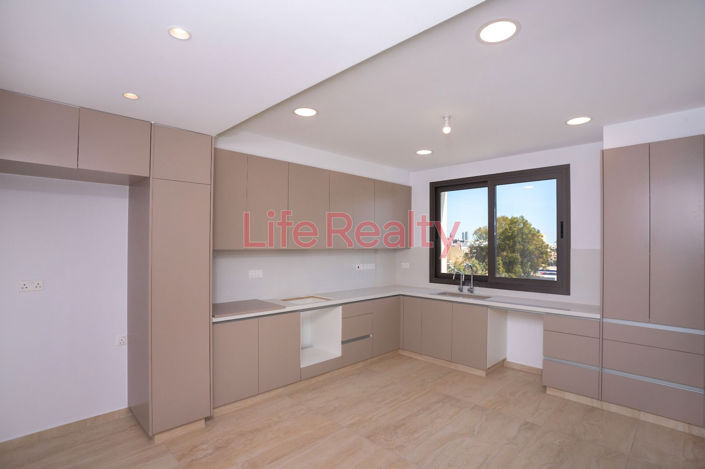 Image No.11-3 Bed Apartment for sale