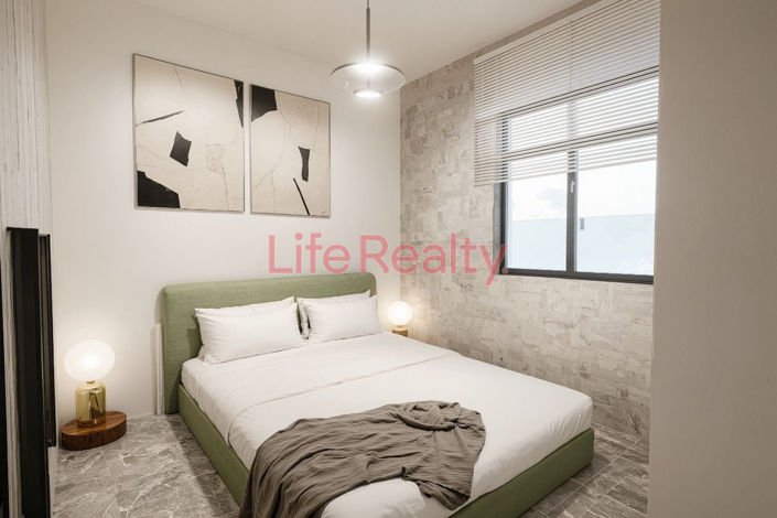 Image No.8-3 Bed House for sale