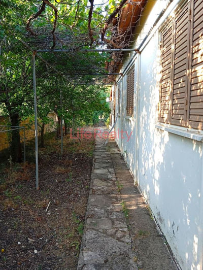 Image No.10-3 Bed House for sale