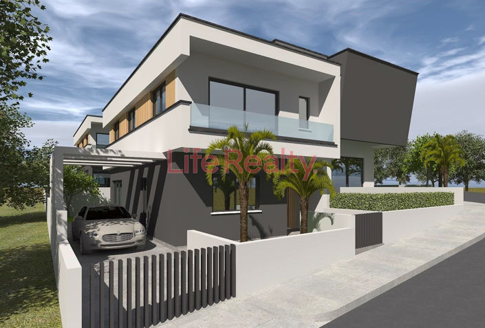 Image No.1-3 Bed House for sale
