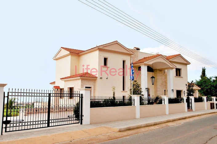 Image No.2-7 Bed House for sale