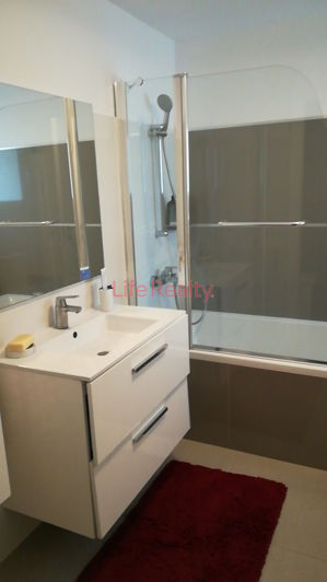 Image No.16-3 Bed House for sale