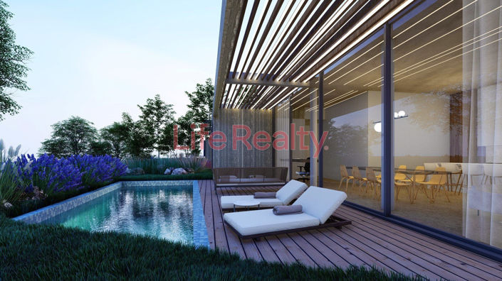 Image No.10-3 Bed House for sale