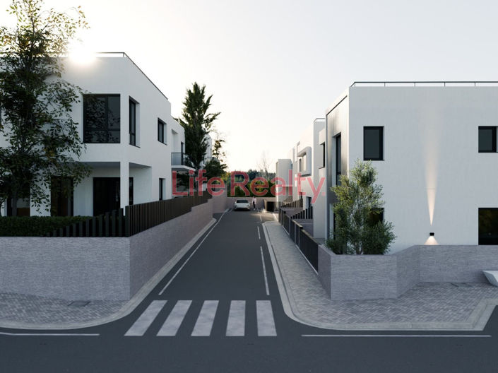 Image No.5-3 Bed House for sale