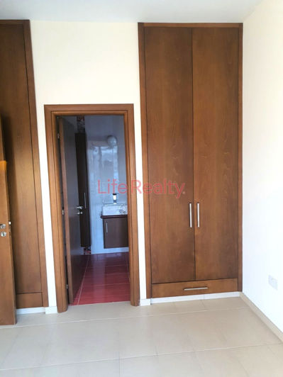 Image No.16-5 Bed House for sale