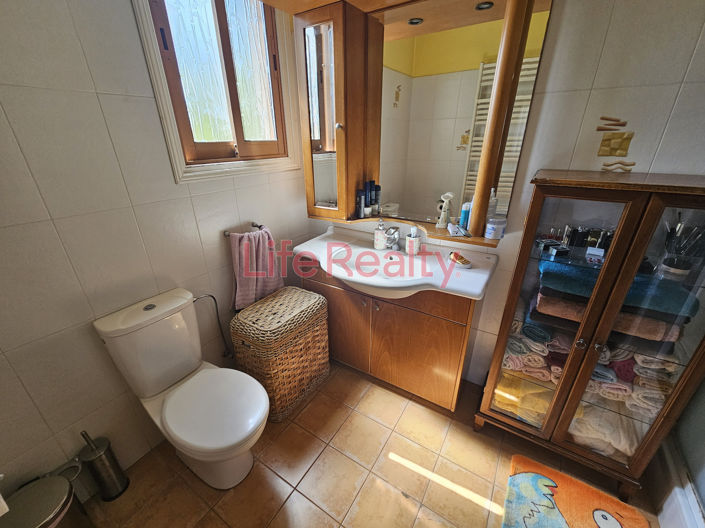 Image No.18-4 Bed House for sale