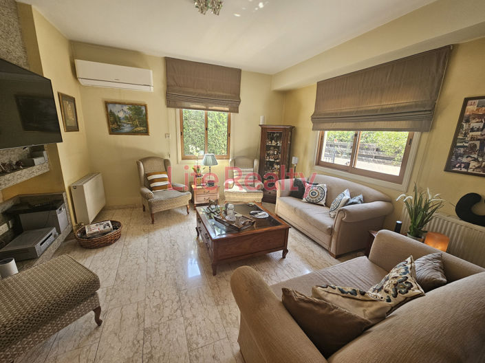 Image No.4-4 Bed House for sale