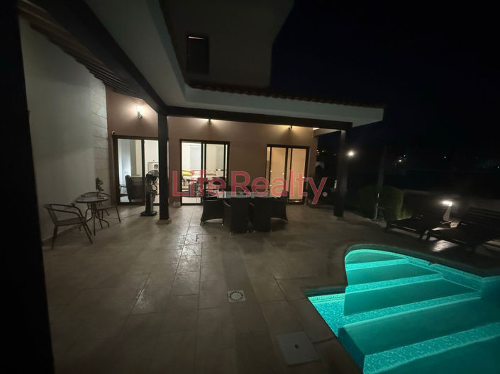 Image No.20-3 Bed House for sale