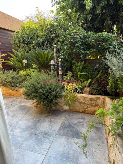 Image No.10-5 Bed House for sale