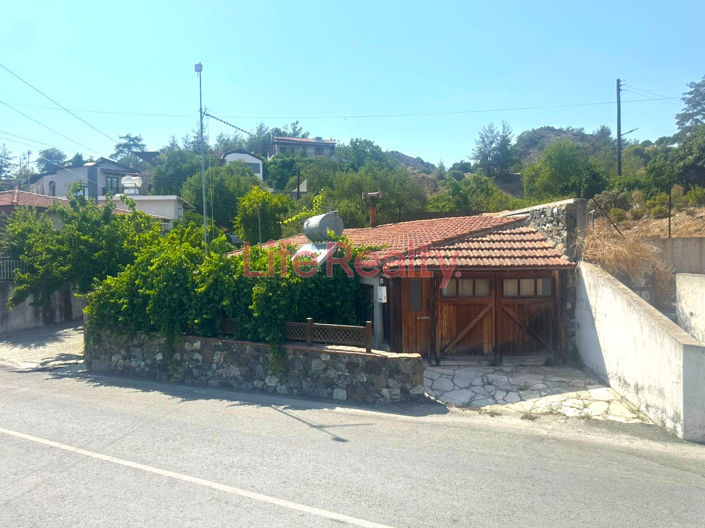 Image No.1-2 Bed House for sale