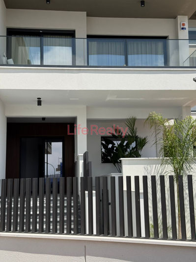 Image No.24-2 Bed Apartment for sale