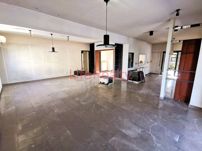 Image No.1-4 Bed House for sale