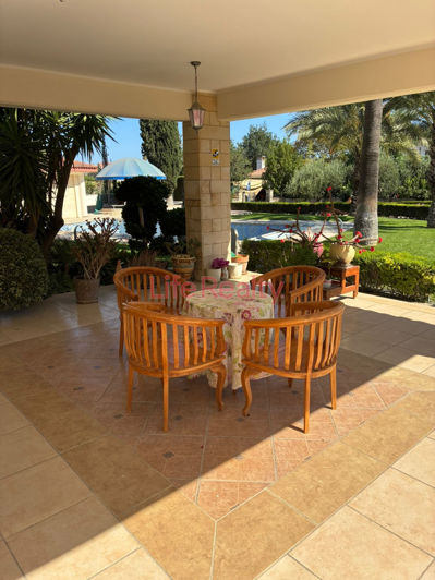 Image No.10-6 Bed House for sale