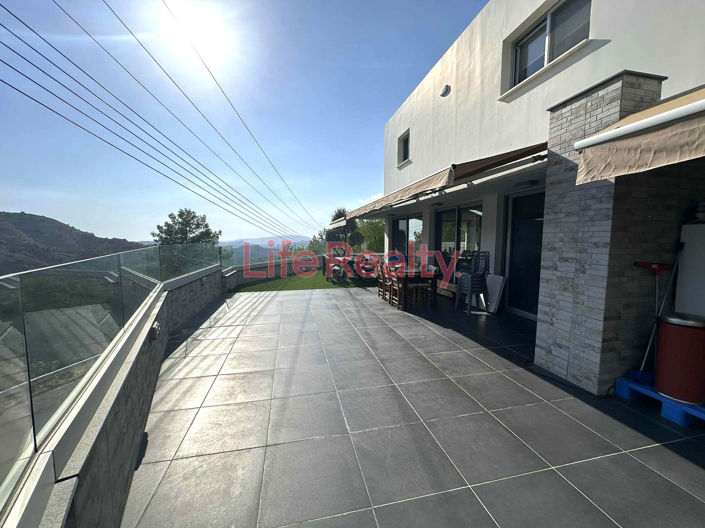 Image No.24-4 Bed House for sale