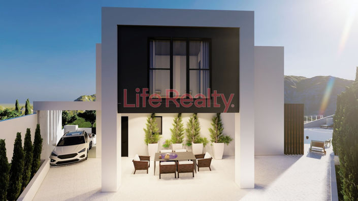 Image No.10-4 Bed House for sale