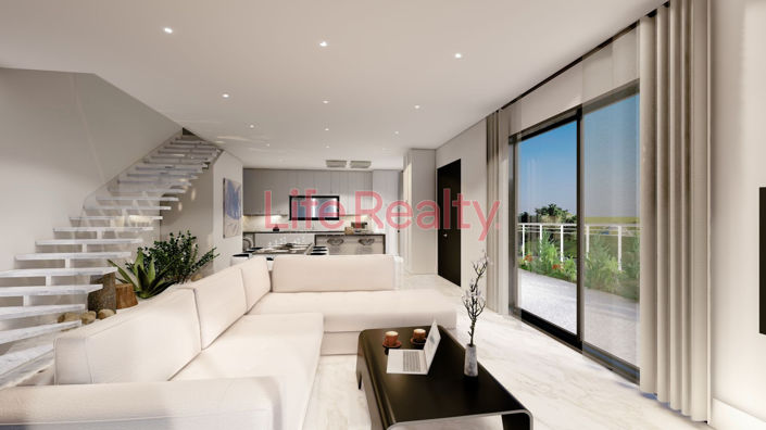 Image No.4-4 Bed House for sale