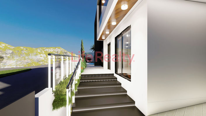 Image No.9-4 Bed House for sale