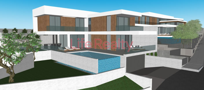 Image No.2-4 Bed House for sale