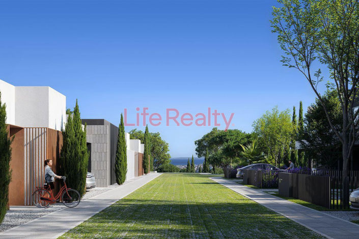 Image No.8-3 Bed House for sale