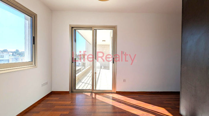 Image No.13-3 Bed Apartment for sale