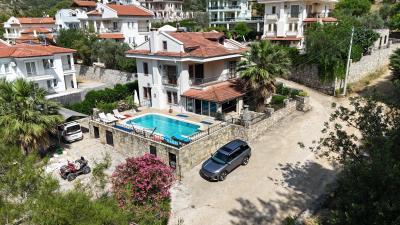 1 - Uzumlu, Villa