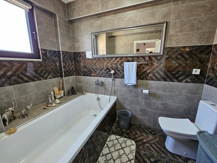 Image No.13-4 Bed Villa for sale