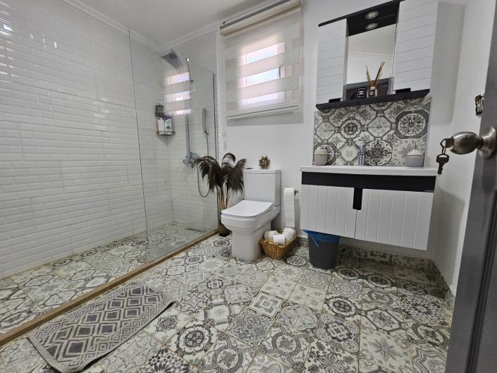 Image No.23-4 Bed Villa for sale