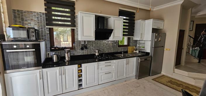 Image No.7-3 Bed Villa for sale