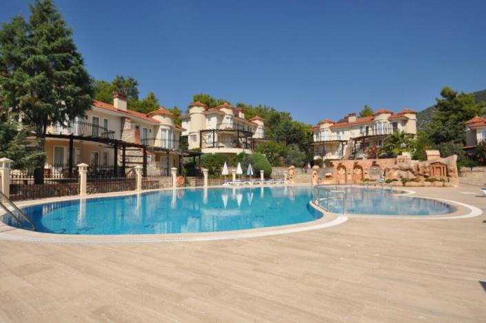 Image No.4-2 Bed Semi-Detached for sale